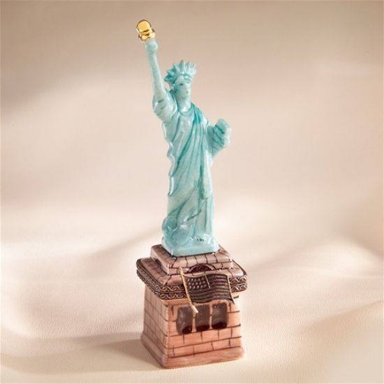 Picture of Limoges Statue of Liberty on Stand with Flag