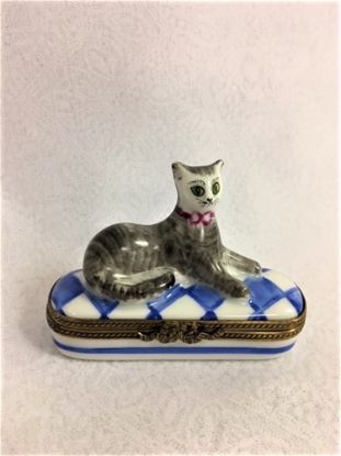Picture of Limoges Gray Cat on Blue and White Oblong Box