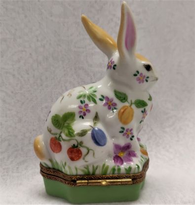 Picture of Limoges Chamart Rabbit with Grapes and Fruits Box