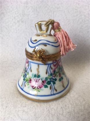 Picture of Limoges Bell with Roses and Pink Tassel Box