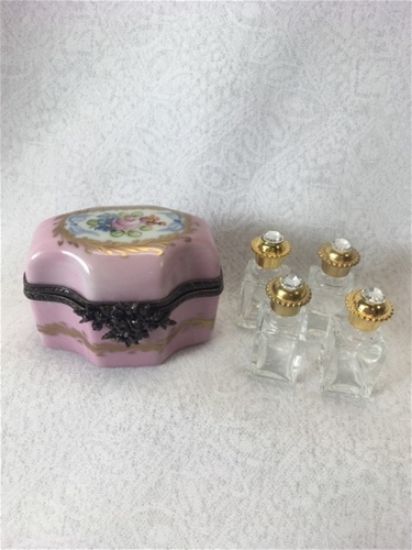 Picture of Limoges Traditional Perfume Chest Box with Perfume Bottles