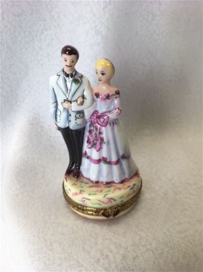 Picture of Limoges Wedding Couple on Multicolor Box