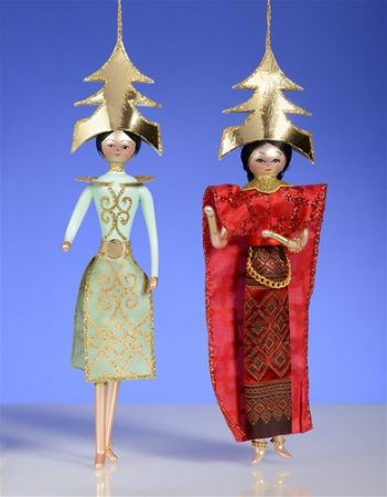 Picture for category De Carlini Thai Couple Christmas Ornaments