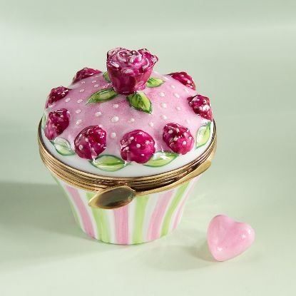 Picture of Limoges Pink Rose Cupcake Box with Heart