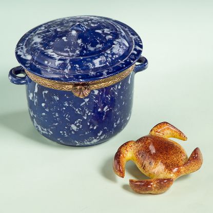 Picture of Limoges Blue Pot Box with Crab