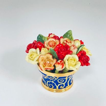 Picture of Halcyon Days Roses in Enamel Pot