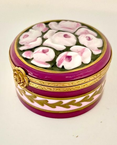 Picture of Limoges 3d Round Burgundy and Gold  Box