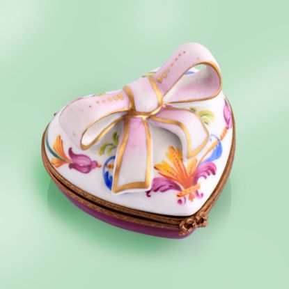 Picture of Limoges Royal Heart with Purple Flowers and Bow Box