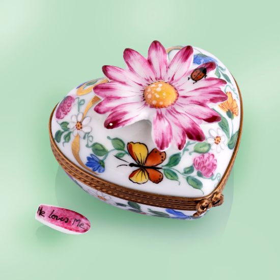 Picture of Limoges He Loves Me, He Loves Me Not Heart Box with Pink Daisy  and Message