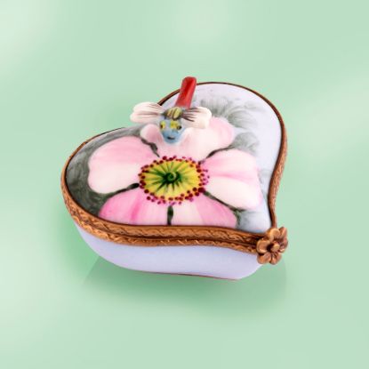 Picture of Limoges Dragonfly on Heart Box