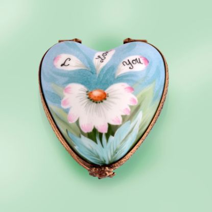 Picture of Limoges I Love you Artistic Heart with a Daisy on the Wind Box