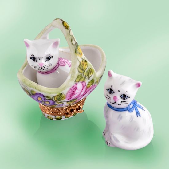 Picture of Limoges Romeo and Juliet Cat Box