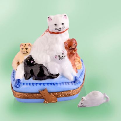Picture of Limoges Cat Family with Multicolor Cats Box and Mouse