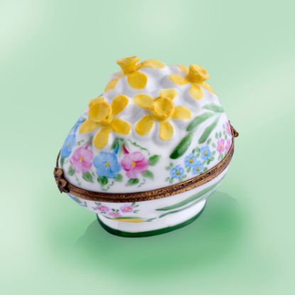 Picture of Limoges Egg with 3D Daffodils Box