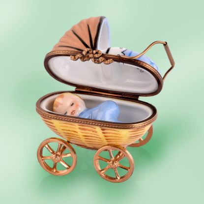 Picture of Limoges Wicker Baby Boy Buggy Box
