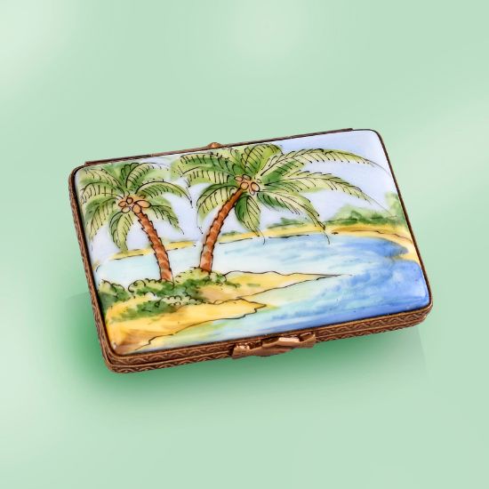 Picture of Limoges Caribbean Beach Postcard Box