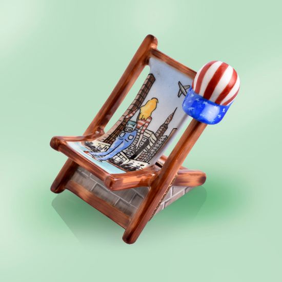 Picture of Limoges Usa Beach Chair with Girl Box
