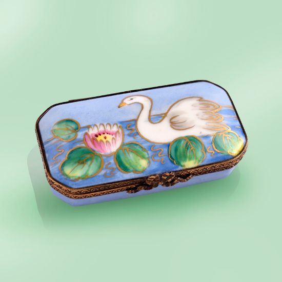 Picture of Limoges Painting of Swan and Waterlily Box