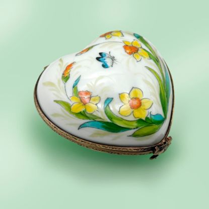 Picture of Limoges Daffodil Heart Box