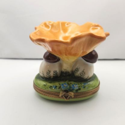 Picture of Limoges Yellow Mushroom Box